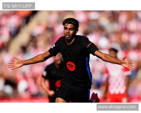 17岁成名的足球明星如何在年轻时就崭露头角引领潮流